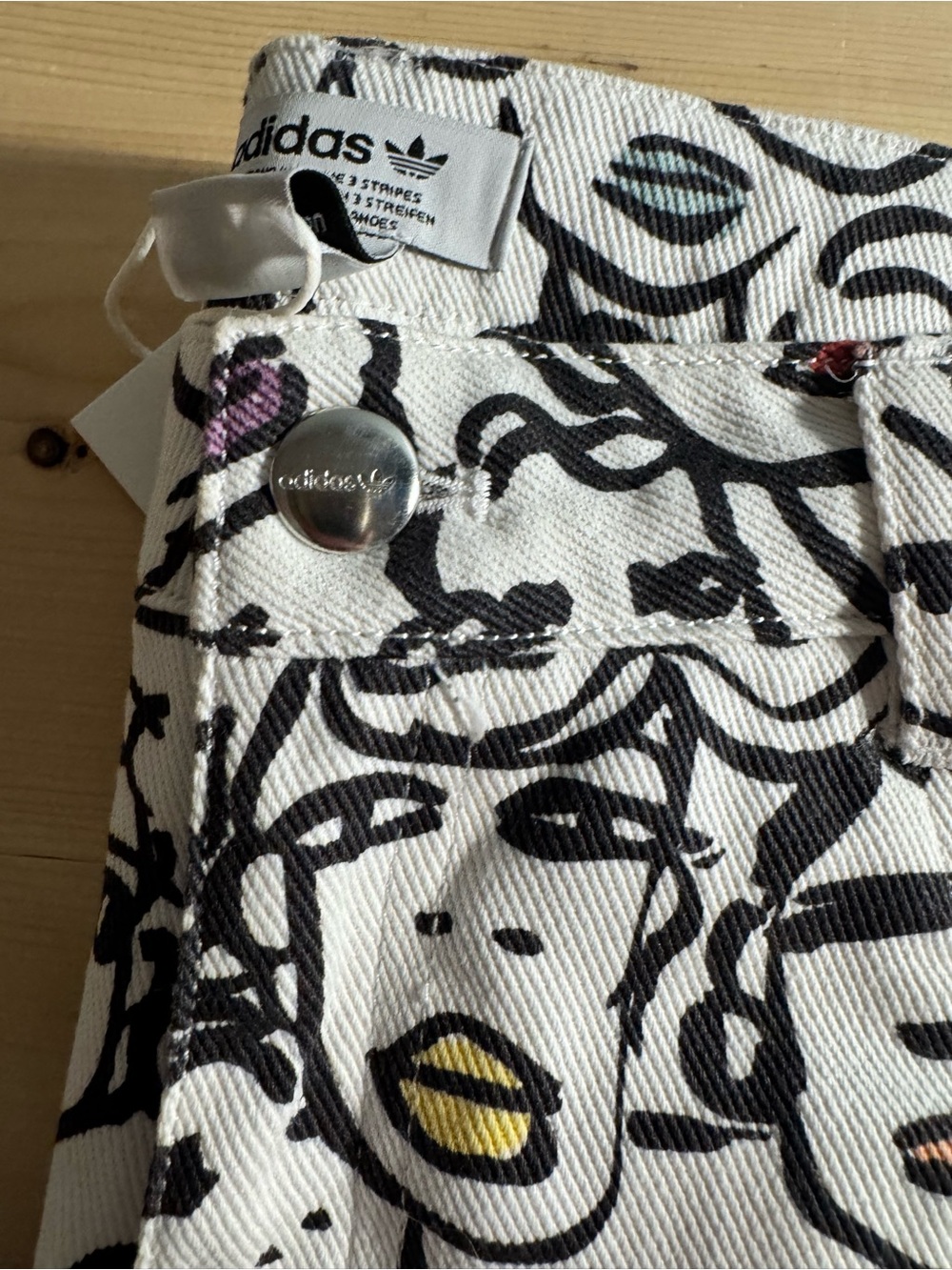 ADIDAS FIORUCCI HOT SHORTS - Picture 4 of 10